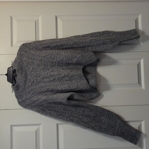 NWOT. Forever 21 Gray Cropped Sweater.